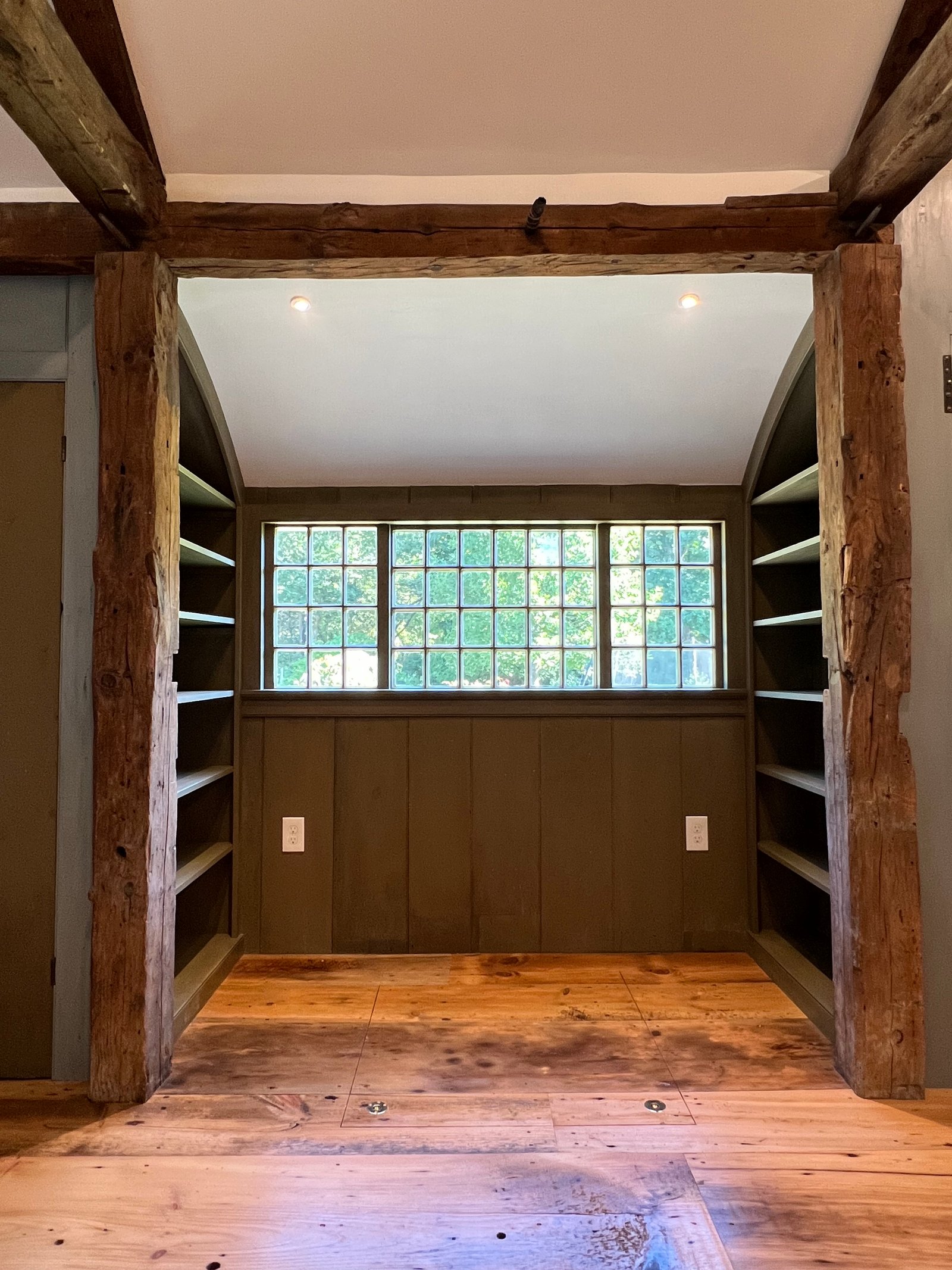 About HIS Carpentry